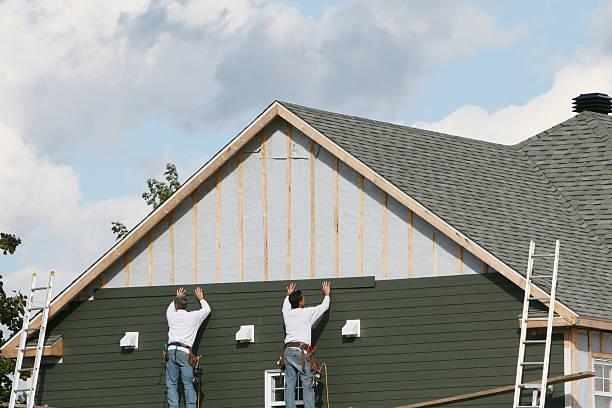 Professional Siding technician working in Leon, VA